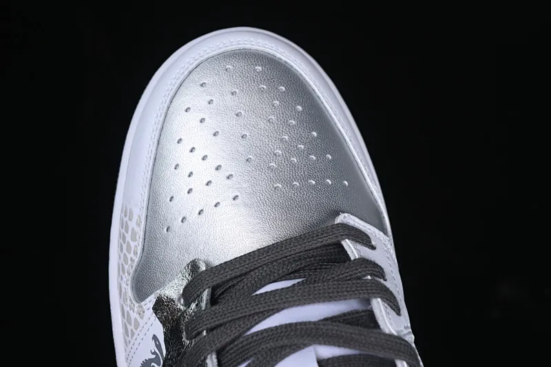 All categories Air Jordan Jordan series basketball shoes Air Jordan 1 Low Air Jordan 1 Low AJ1 Joe 1 Year of the Snake custom low-top cultural basketball shoes 553558-152